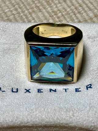 Anillo Luxenter Oro Zafiro Azul