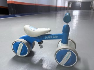 Moto sin pedales Peradix azul