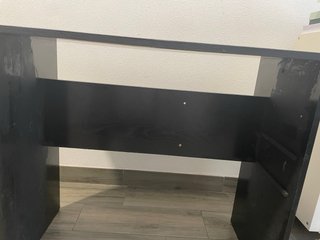 Escritorio de estudio negro de madera
