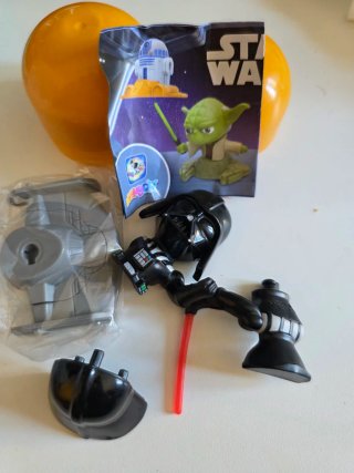 Kinder Maxi Star Wars Darth Vader