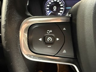 VOLVO XC40 BUSINESS PLUS 1.5 T3 163 CV AUT.