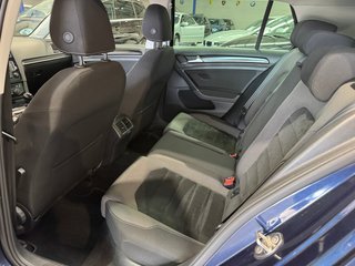 Volkswagen Golf 2.0 TDI R Line