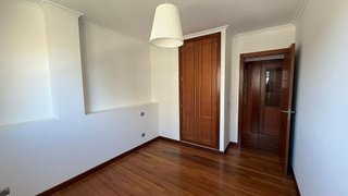 Piso en alquiler en Valdenoja - La Pereda en Santander