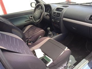 Renault Clio 2005