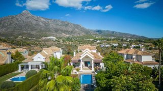 Chalet en alquiler en Los Naranjos - Las Brisas en Marbella