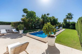 Chalet en alquiler en Los Naranjos - Las Brisas en Marbella