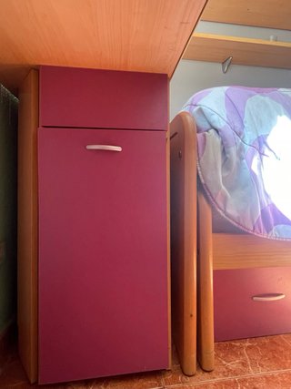 Habitación juvenil completa con cama
