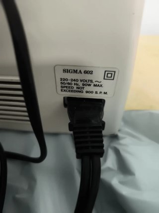 Máquina de coser eléctrica Sigma