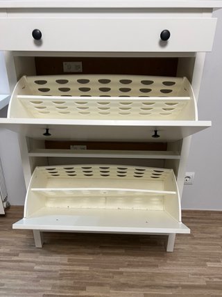Zapatero blanco de madera