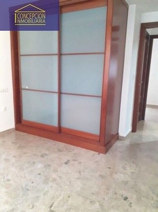 Piso en alquiler en Huerta de la Reina - Trassierra en Córdoba