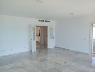 Piso en alquiler en Parque Mediterráneo - Santa Paula en Málaga