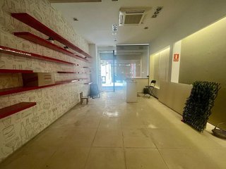Local comercial en alquiler en Centre en Badalona