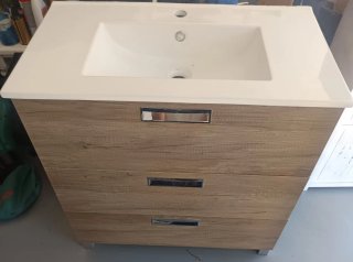Mueble de baño con lavabo madera