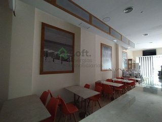 Local comercial en alquiler en Santa Marina - La Paz en Badajoz