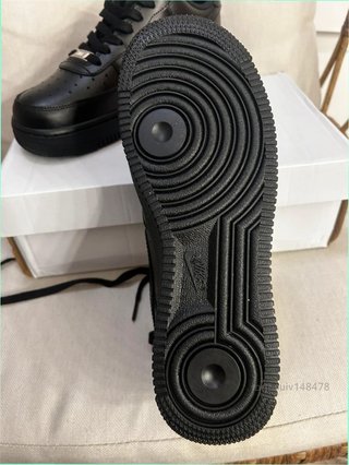 Nike Air Force 1 Low '07 Negras Talla 38