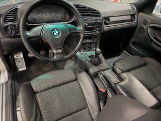BMW coupe 328i E36