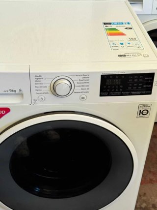 LAVADORA DE CARGA FRONTAL MARCA LG DE 9 KILOS