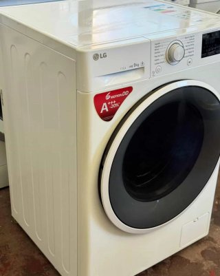 LAVADORA DE CARGA FRONTAL MARCA LG DE 9 KILOS