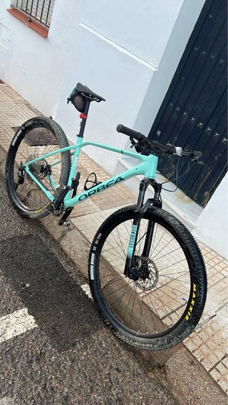 Orbea Alma H20, talla L, ruedas 29’