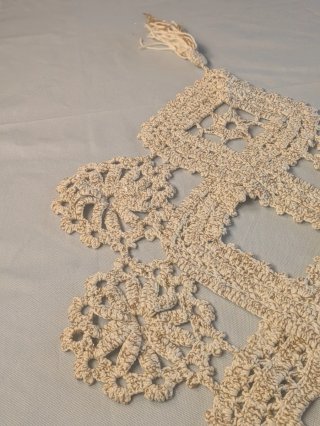 Centro de mesa crochet beige