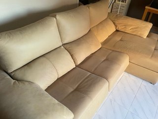 Sofá chaise longue de piel beige
