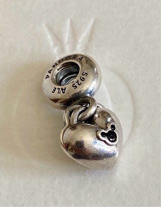 Pandora Disney ORIGINAL Corazón Mickey Rojo