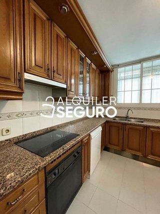 Chalet en alquiler en Tres Olivos - Valverde en Madrid