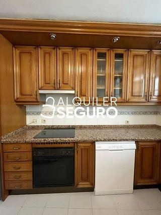 Chalet en alquiler en Tres Olivos - Valverde en Madrid