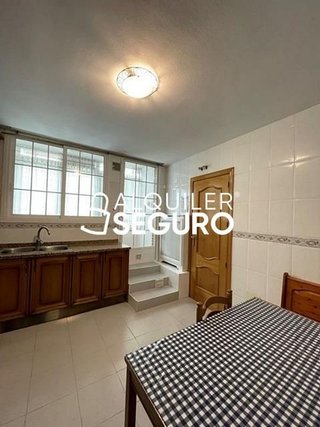 Chalet en alquiler en Tres Olivos - Valverde en Madrid