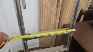 Escalera de acero para piscina