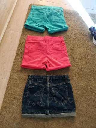 Lote Ropa Niña: Shorts y Falda Vaquera