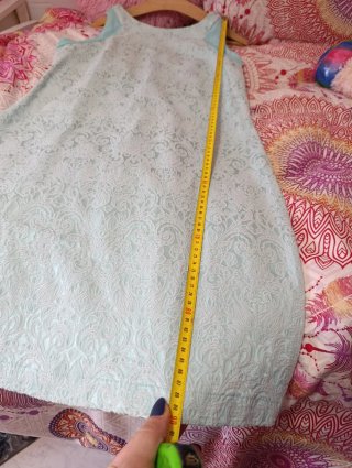 Vestido corto azul con textura