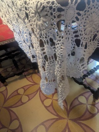 Mantel Crochet Beige/Blanco