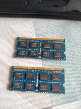 2 módulos RAM Kingston DDR3