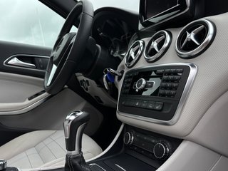MERCEDES-BENZ A 180 Urban TECHO SOLAR