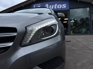 MERCEDES-BENZ A 180 Urban TECHO SOLAR