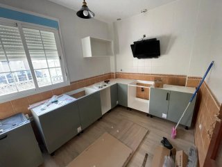 Montaje de cocinas y puertas a domicilio
