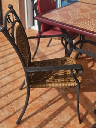 Conjunto mesa y 4 sillas terraza jardín