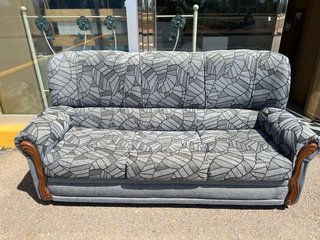 Sofá de 3 plazas tela y madera 180cm
