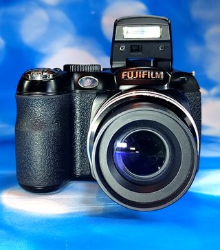 FUJIFILM S2980 FINEPIX 2703A