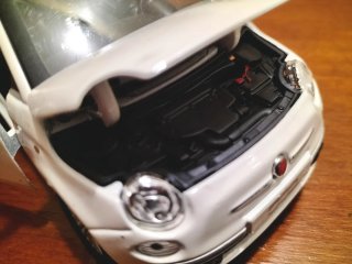 Fiat 500 Bburago 1/24