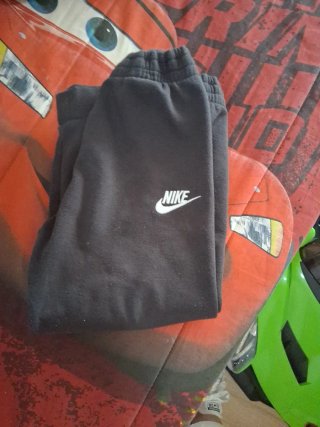 Pantalón chándal Nike gris