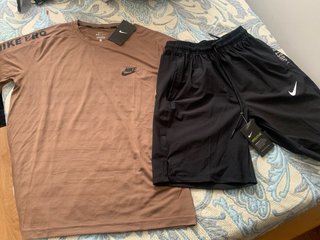 Conjunto Nike Pro y Shorts Negro