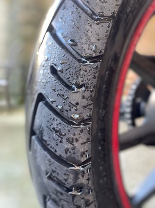 Keeway RKV 125 Naked Negra