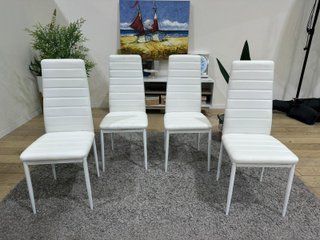 Mesa de comedor blanca con 4 sillas