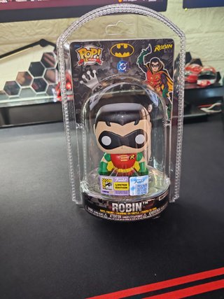 Funko Pop! SDCC Robin LE 2010 pcs Clamashell