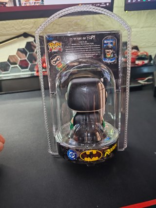 Funko Pop! SDCC Robin LE 2010 pcs Clamashell