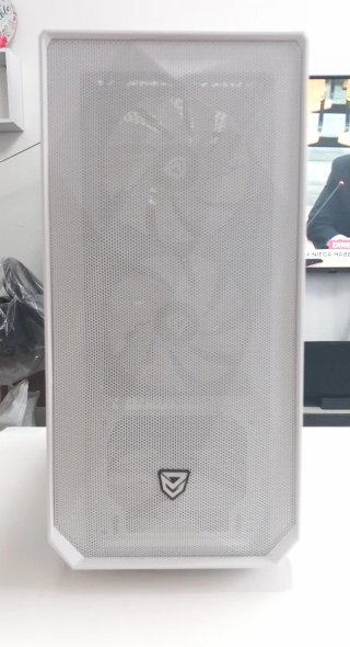 PC Gaming NFORTEC Blanco con RGB