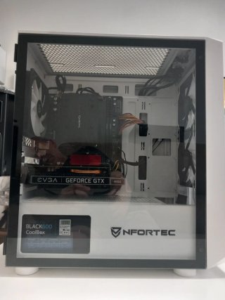 PC Gaming NFORTEC Blanco con RGB