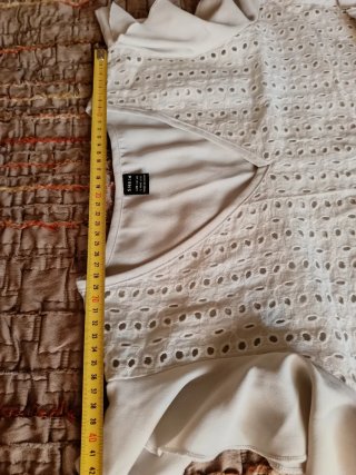 Camiseta SHEIN Beige/Blanca Talla L Más bien XXL,